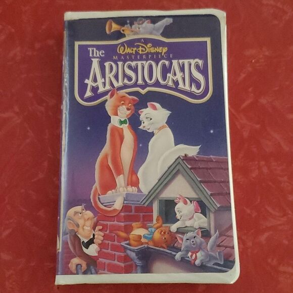 1996 Walt Disney Masterpiece The Aristocats VHS Tape - Picture 1 of 9